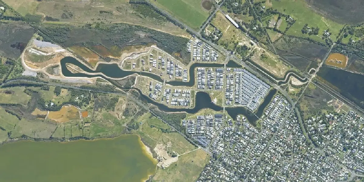 ชุมชนขนาด 195 เฮกตาร์ (ราว 1,220 ไร่) ในออสเตรเลียแห่งนี้ผสมผสานการวางแผนอย่างชาญฉลาดเข้ากับการดูแลสิ่งแวดล้อม MetroMap