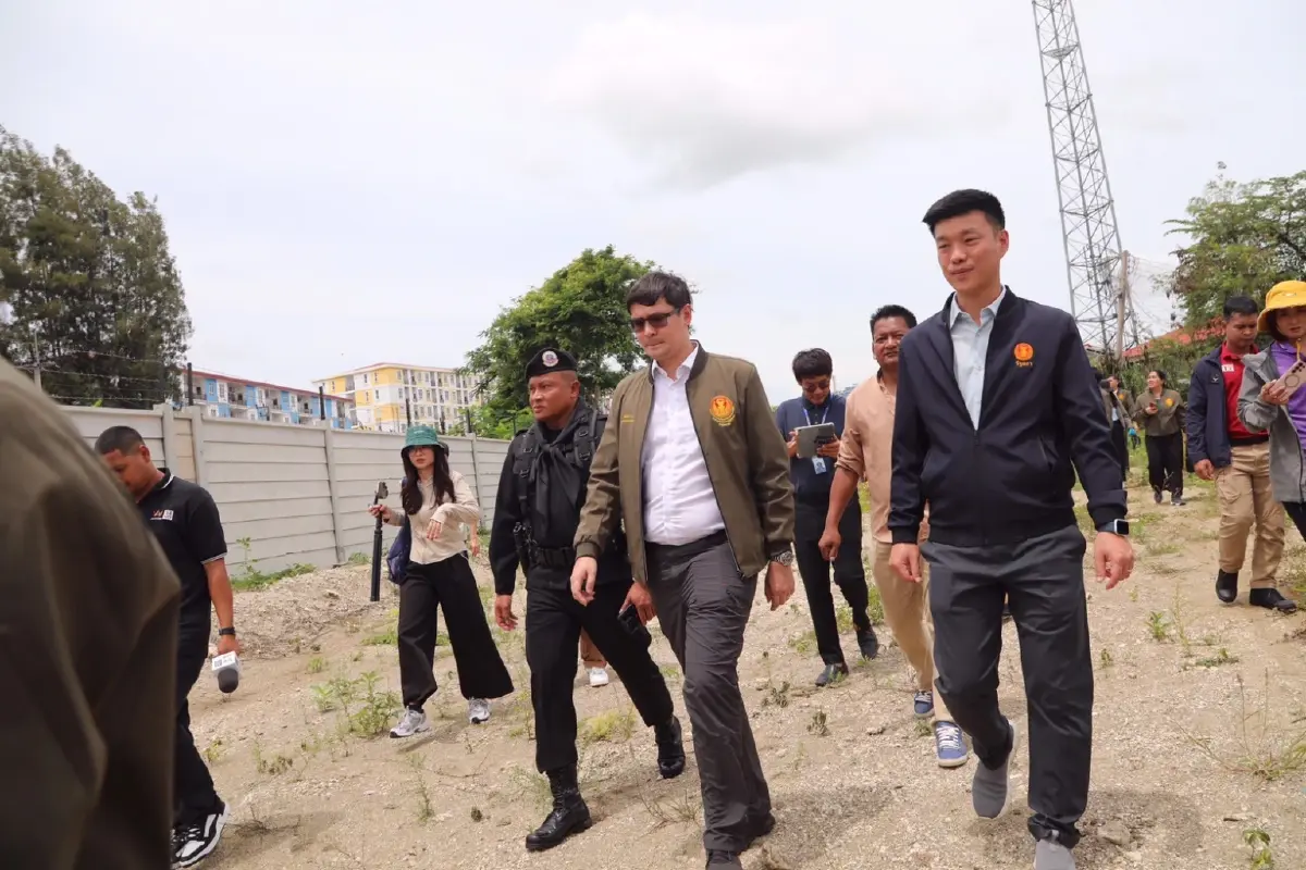“โรม-เท้ง” ลุย อรัญประเทศ ติดตามปราบ &quot;แก๊งคอลเซนเตอร์&quot; กัมพูชา