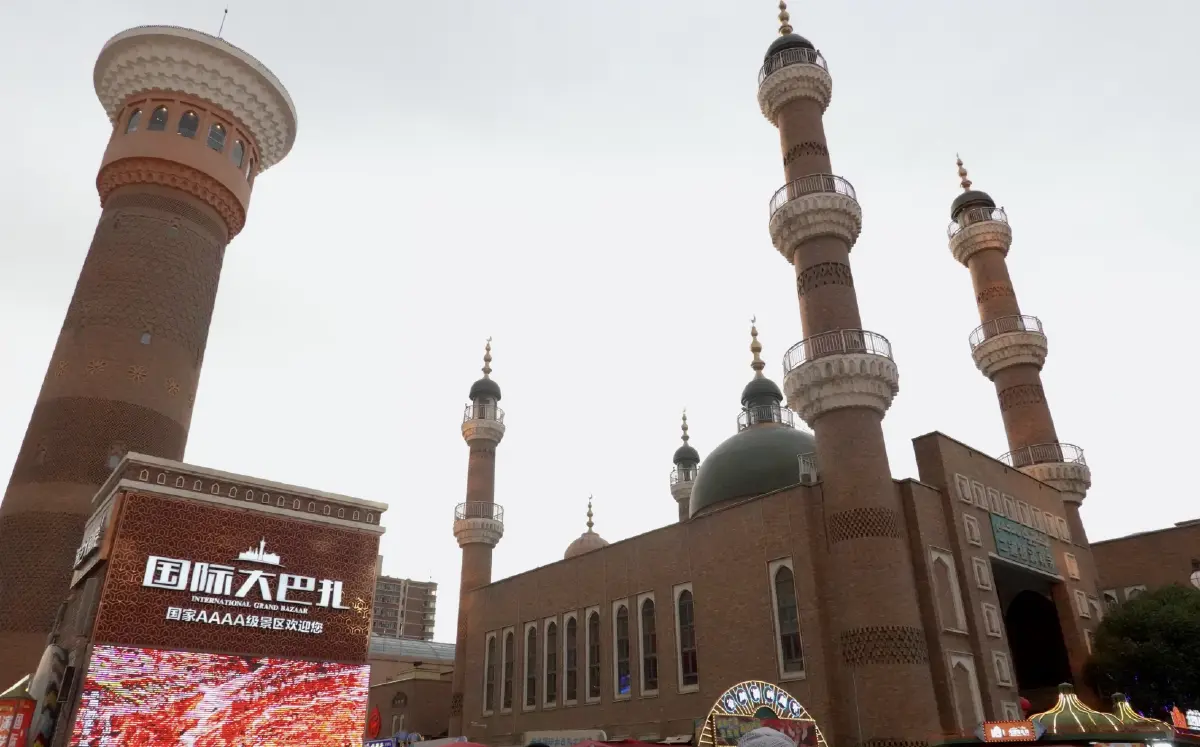 ตลาดต้าปาจา อีกหนึ่งสัญลักษณ์ของความเป็น 'อุยกูร์' ในเมืองอุรุมฉี