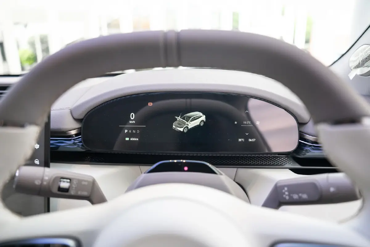 ZEEKR 7X เปิดตัว 15 ส.ค. นี้! SUV ไฟฟ้าสุดหรู เริ่มไม่ถึง 1.7 ล้าน