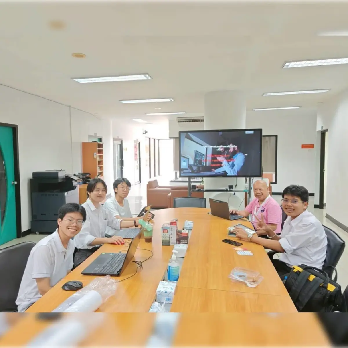 เด็กไทยไอเดียเจ๋ง สร้าง ‘แผ่นแปะวัดแอลกอฮอล์’ แค่แปะก็รู้ว่าเมา