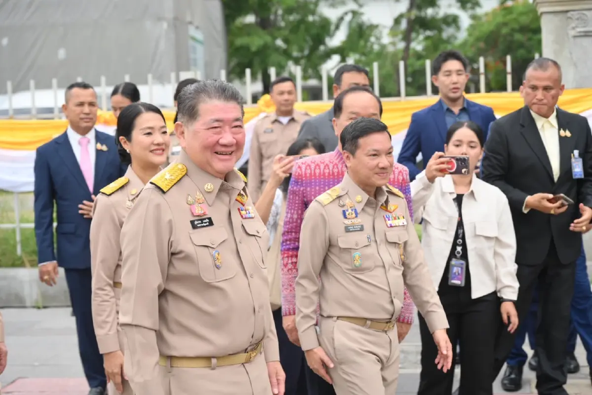 ภูมิธรรม ลั่นมหาดไทยไร้สิงห์น้ำเงิน รวมเป็นหนึ่งแก้ปัญหาประเทศ