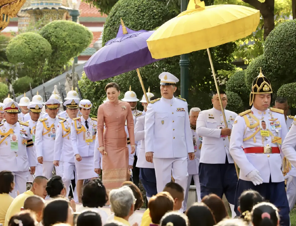 ในหลวง พระราชินี เสด็จฯ พระราชพิธีทรงบำเพ็ญพระราชกุศล เนื่องในวันอาสาฬหบูชา