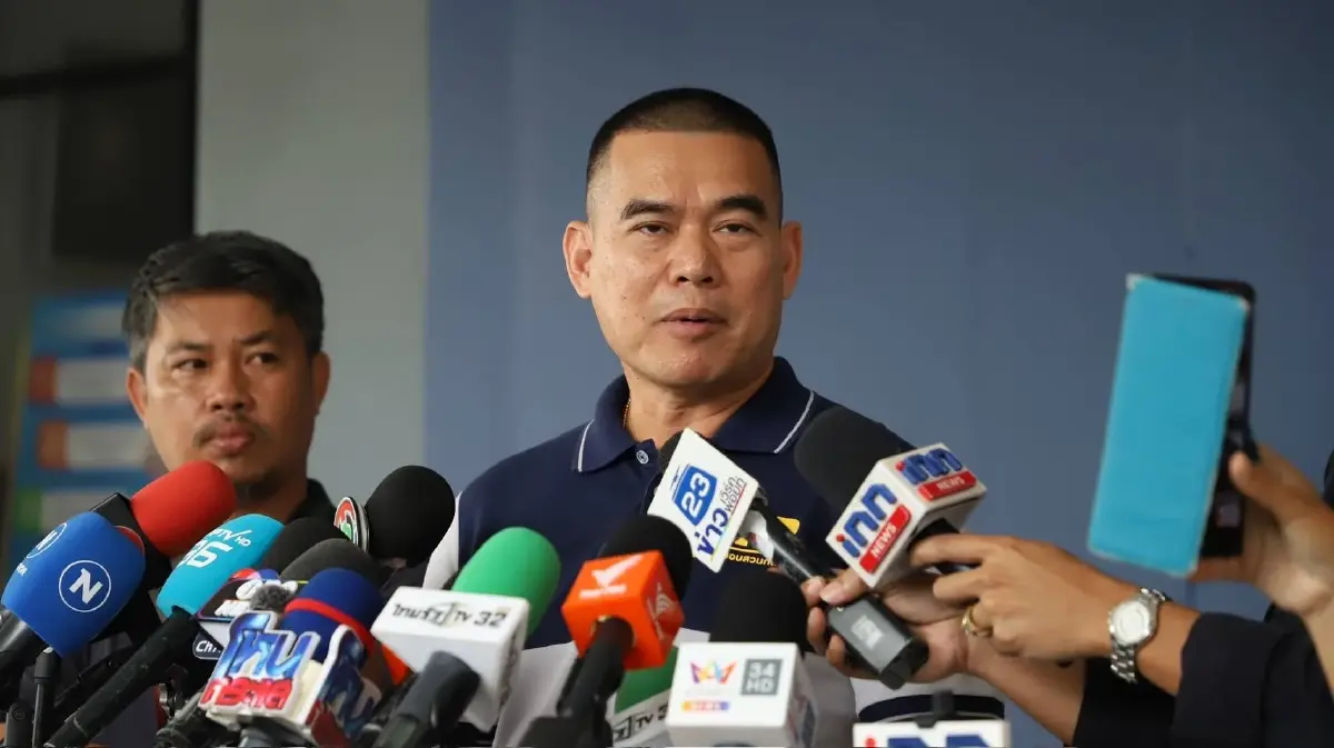 จ่อแจ้งข้อหาเพิ่ม &quot;สีกากอล์ฟ&quot; หลังพบ แบล็กเมล์ อดีตผอ.สำนักพุทธ