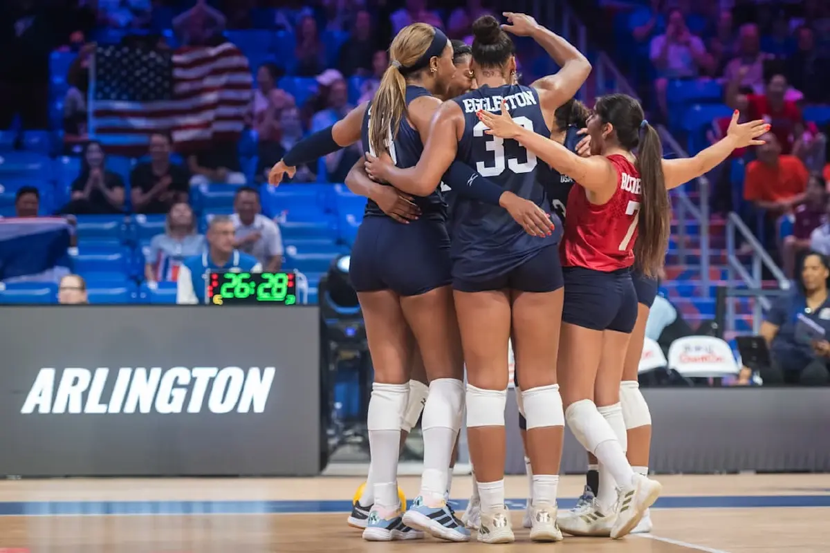 ผลวอลเลย์บอลหญิงทีมชาติไทย แพ้ สหรัฐฯ 1-3  เซ็ต VNL 2025 สนาม 3