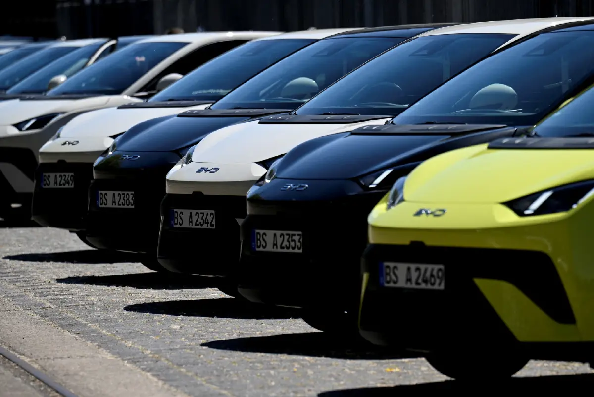 จีนผงาด! คาดครองส่วนแบ่งตลาดรถยนต์โลก 1 ใน 3 ภายในปี 2030