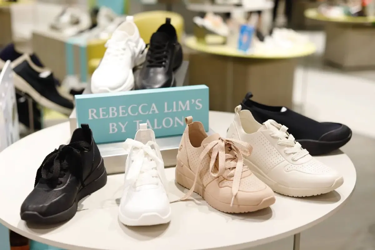 TALON สลัดภาพโรงงาน OEM สร้างแบรนด์ชิงตลาดรองเท้าสุขภาพ
