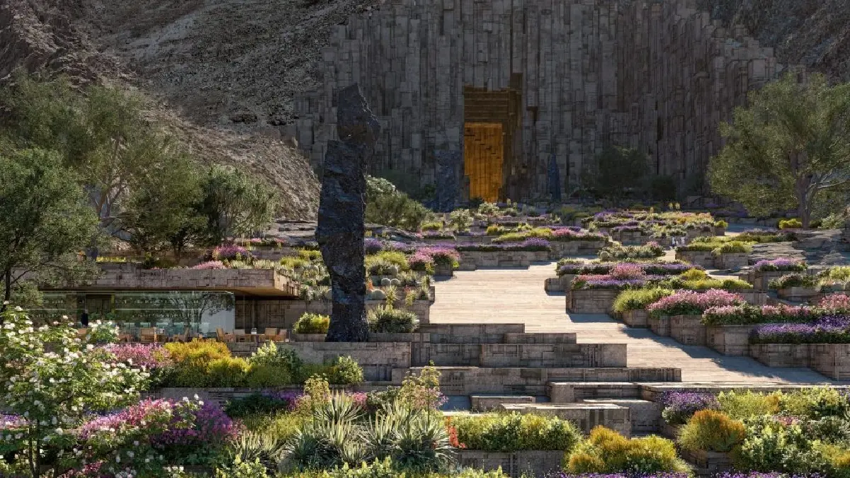 เส้นทางเดินกลางภูเขาที่นำเข้าสู่โถงหลักของ Utamo (NEOM, Saudi Arabia) 