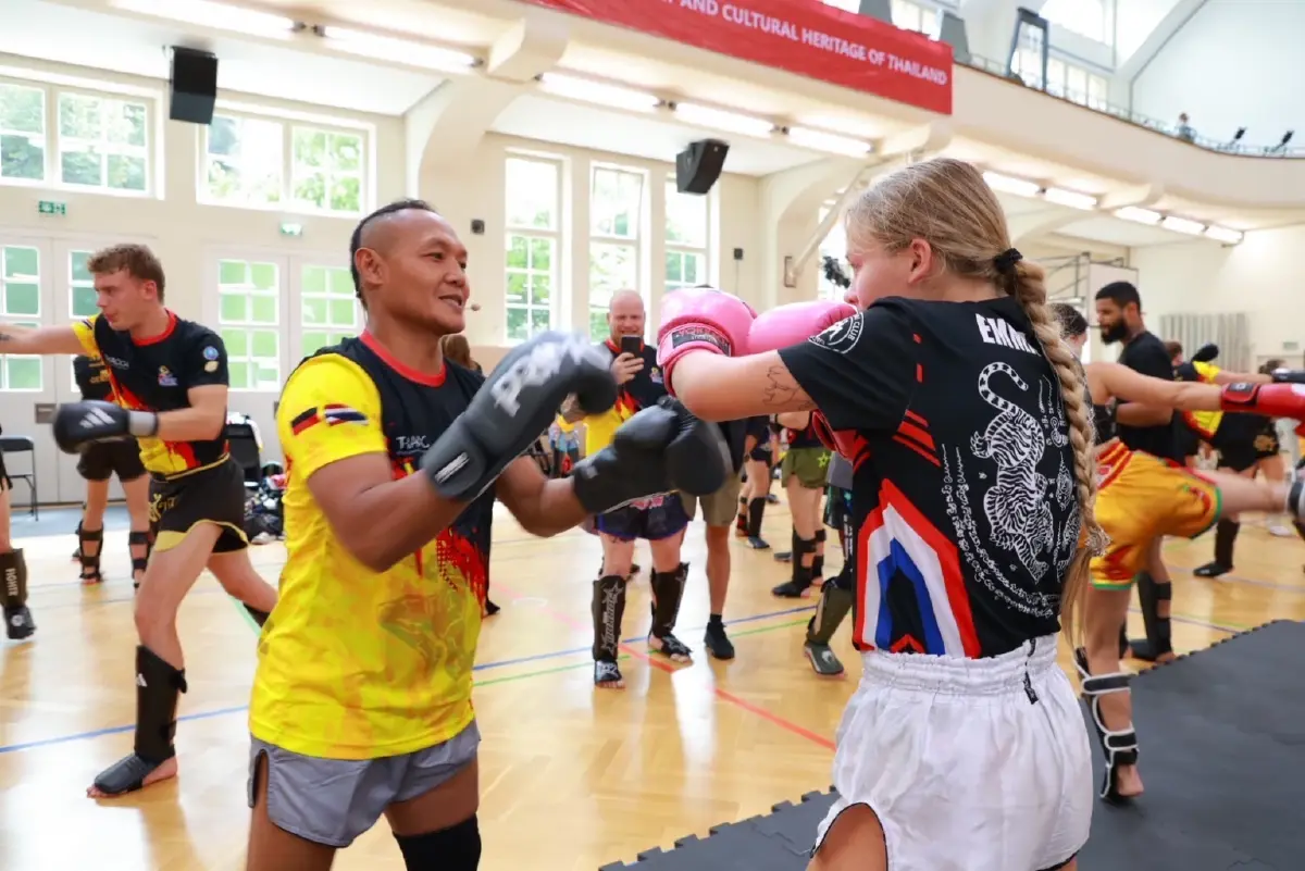 มวยไทยดังไกล! ชาวเยอรมันร่วมคลาสพิเศษคึกคักที่มิวนิก