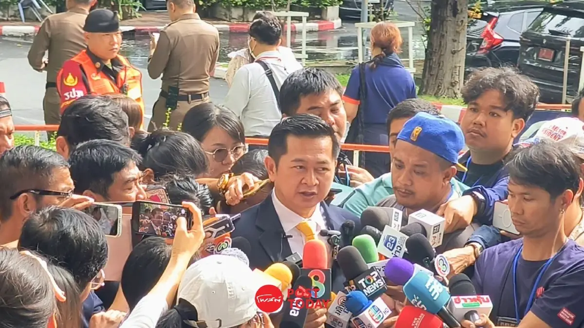 ทักษิณขึ้นศาลฟังคำพิพากษาคดี ม.112–สมชายย้ำเชื่อจงรักภักดี