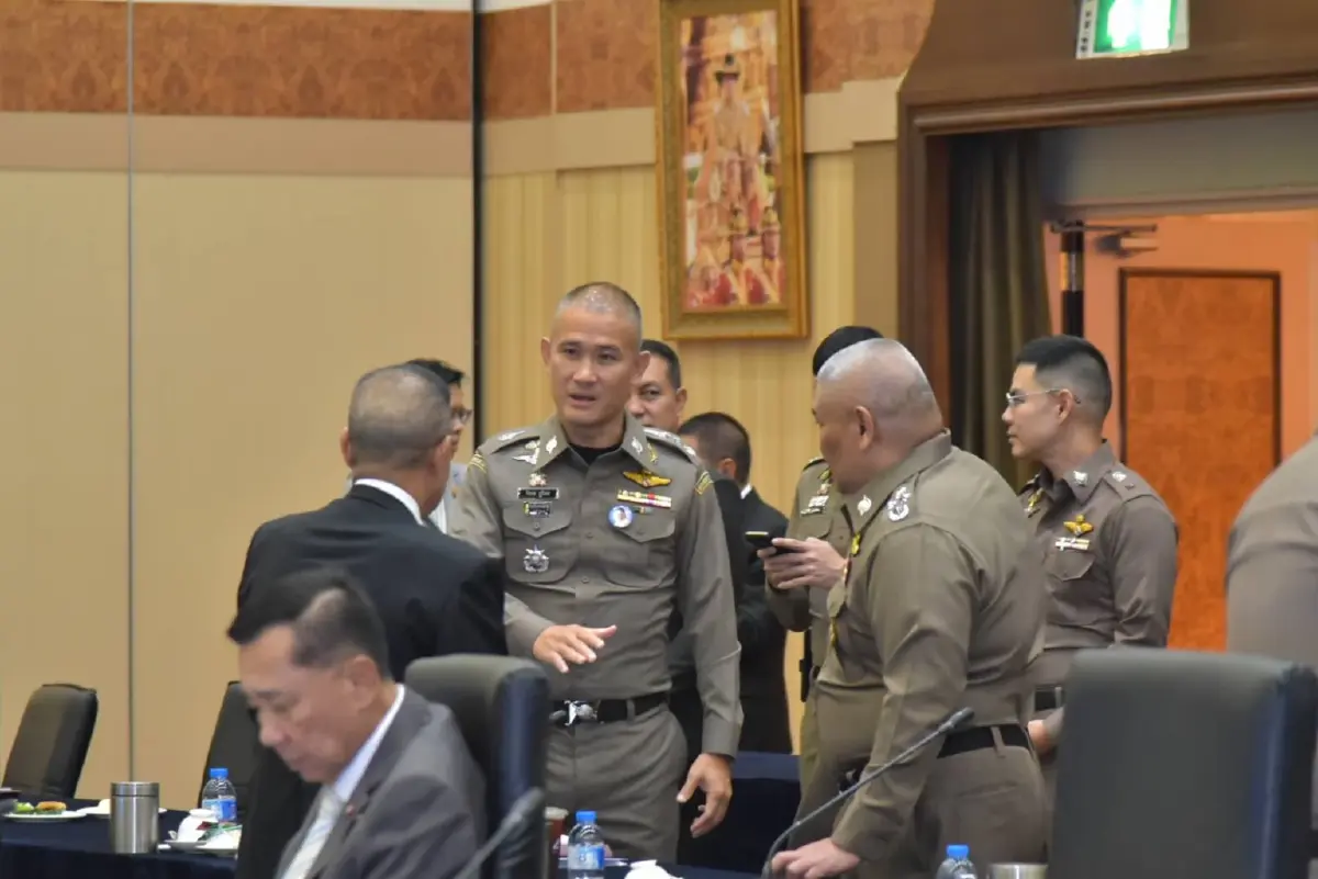 ประชุมก.ตร.ล่าช้า! ถกเครียดวงเล็ก คาด!ปม "บิ๊กเต่า" ร้องเรียน