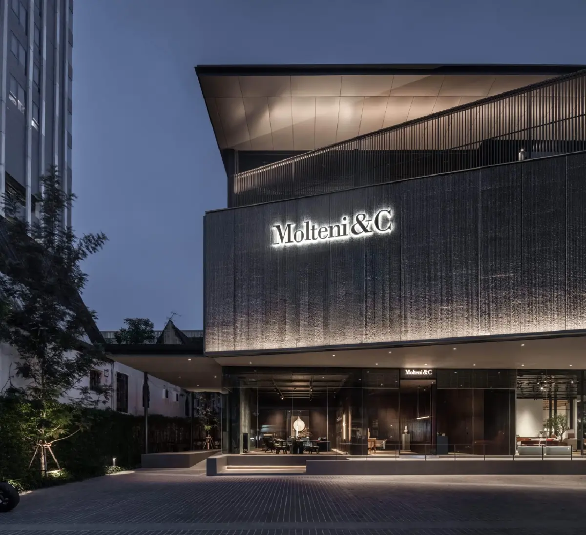 เจเนอเรชั่น 2 “ยูโร ครีเอชั่นส์” ต่อยอดธุรกิจให้เป็นมากกว่าเฟอร์นิเจอร์