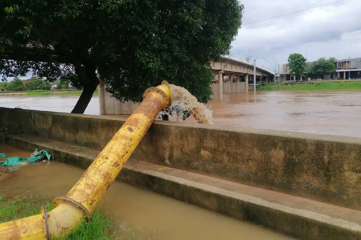 เคียงข้างทุกวิกฤติ! กรมชลฯ เดินหน้าติดตั้งเครื่องสูบน้ำช่วยประชาชน ป้องกันน้ำท่วมหลายพื้นที่