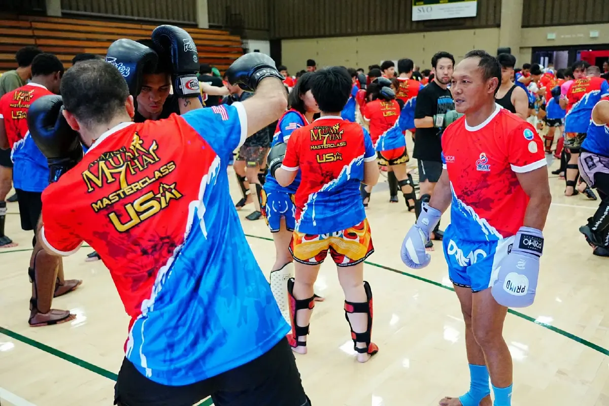 มวยไทยบูมในอเมริกา คนแห่เรียนเกือบพันคน แสนชัย ยอดแสนไกล ร่วมสอน