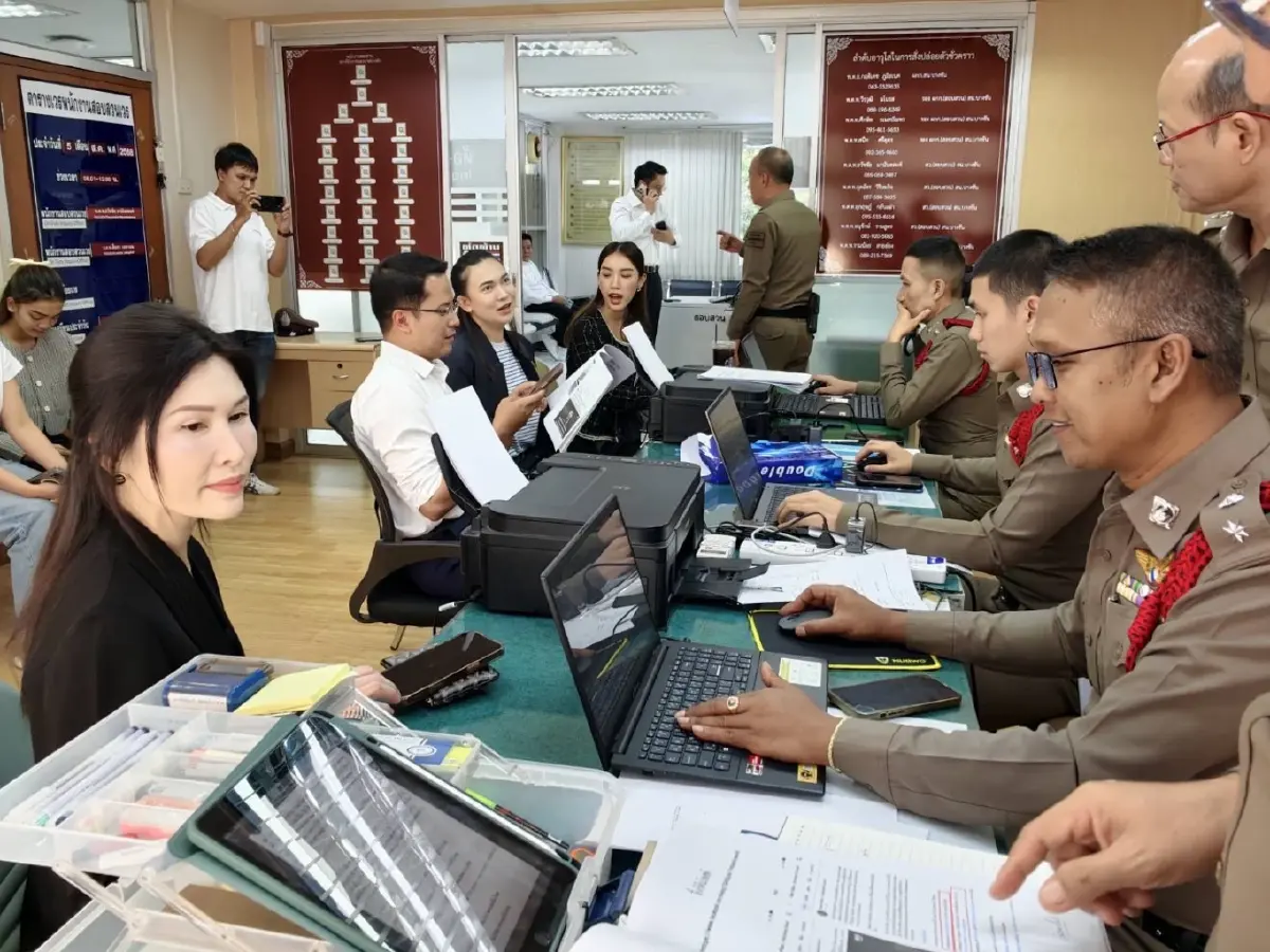 สก.เพื่อไทย แจ้งความ “ไอซ์ รักชนก” หมิ่นประมาท ปม โพสต์ใส่ร้าย