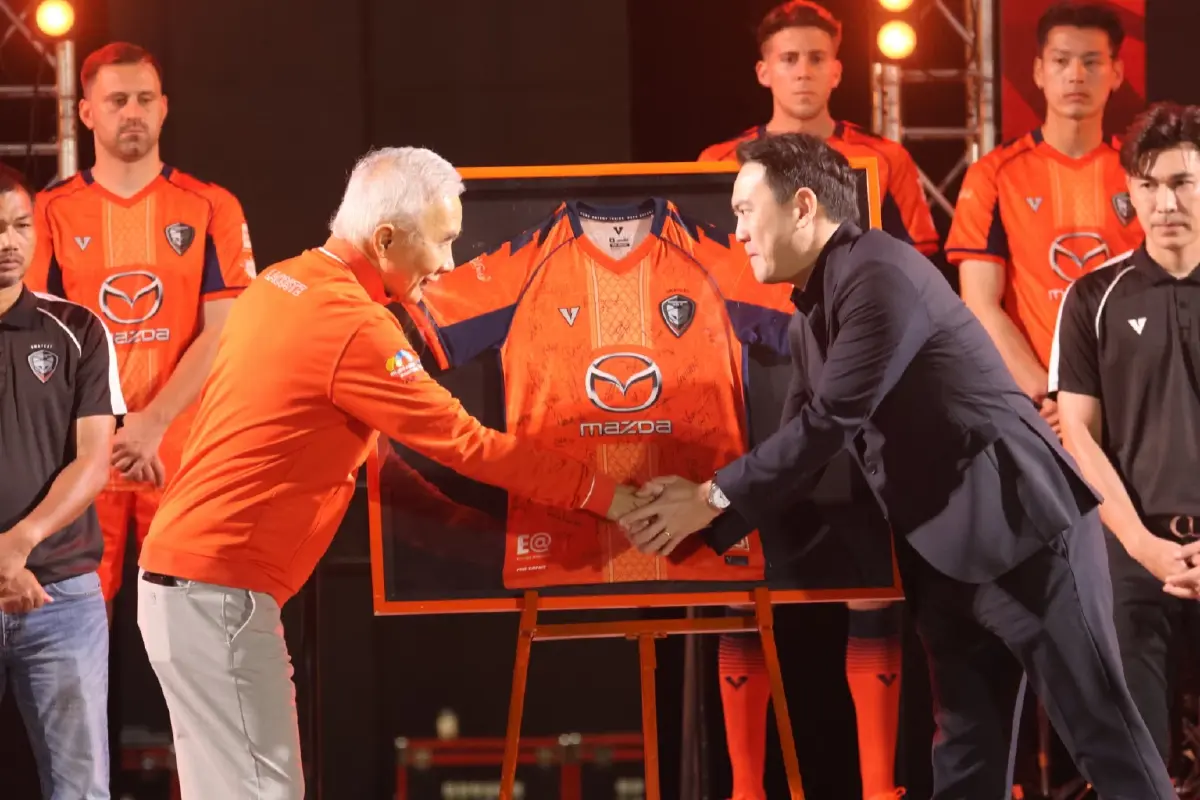 สวาทแคทเปิดตัว SWATCAT REBORN "โค้ชหระ" นำทัพ ลุยศึกไทยลีก 2025/26