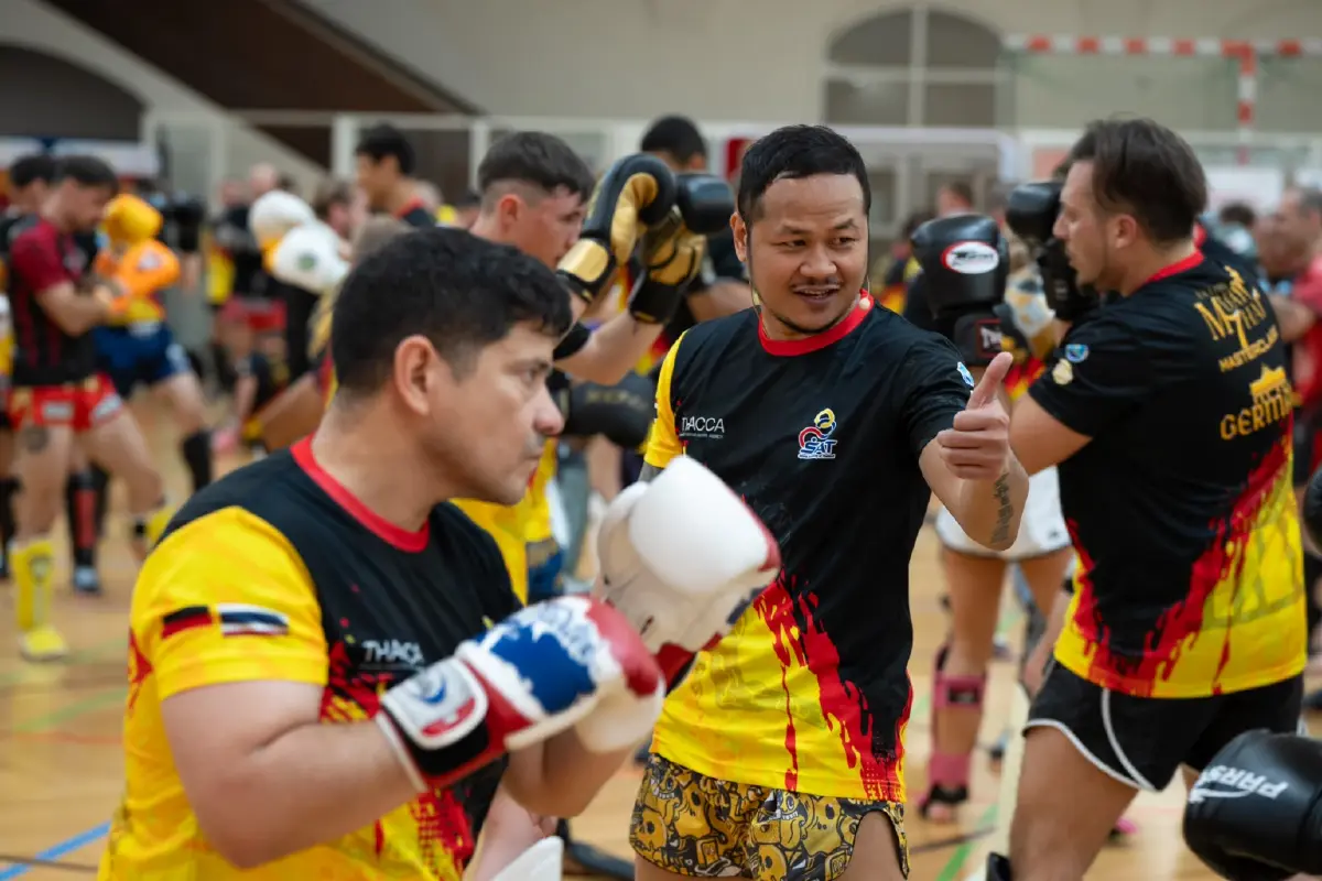 มวยไทยดังไกล! ชาวเยอรมันร่วมคลาสพิเศษคึกคักที่มิวนิก