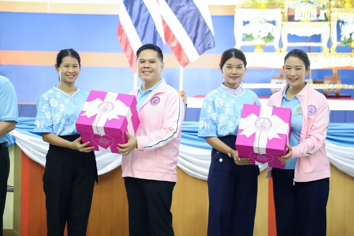 วราวุธ-พม.-ชาวสุพรรณบุรี น้อมสำนึกพระมหากรุณาธิคุณ ร.ช.นีพันปีหลวง