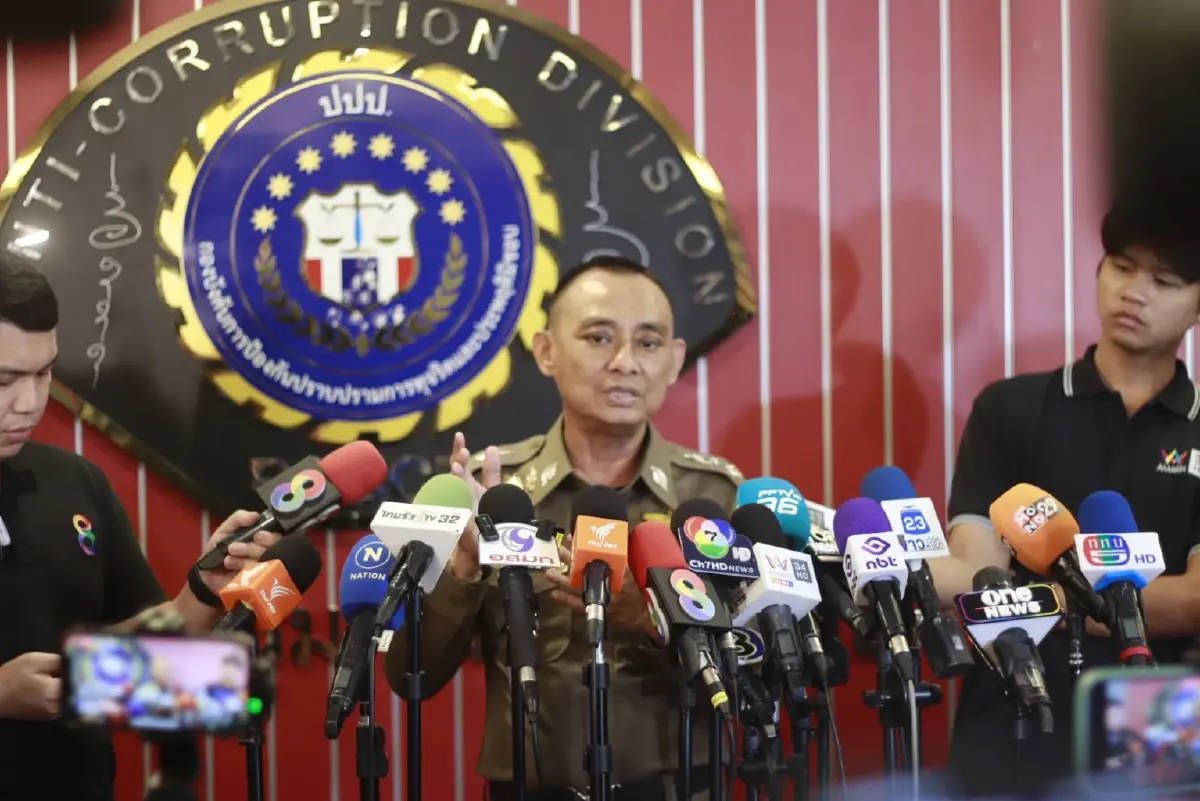 "บิ๊กเต่า" เผย สาวมือที่ 4 หมอบี ต้นตอแฉทุจริตเงิน "วัดพระบาทน้ำพุ"