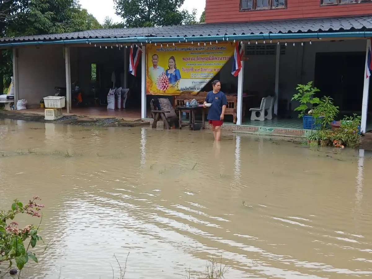 ฝนถล่มจันทบุรี น้ำท่วม 2 อำเภอ หลายพื้นที่เริ่มคลี่คลาย