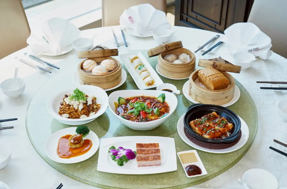 มื้ออร่อยแทนใจ พาคุณแม่ฉลองวันแม่ที่ไอคอนสยามและไอซีเอส