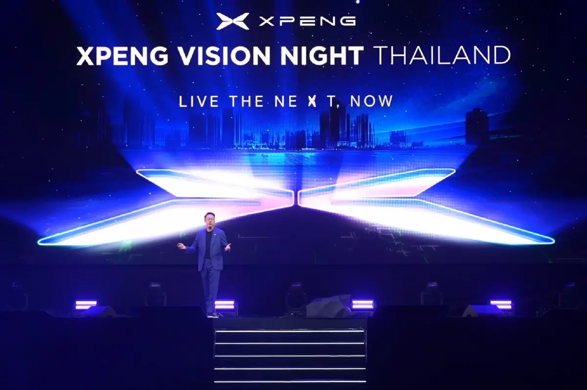 XPENG VISION NIGHT เปิดตัว New G6 SUV ไฟฟ้า พร้อมหุ่นยนต์ IRON สุดล้ำ