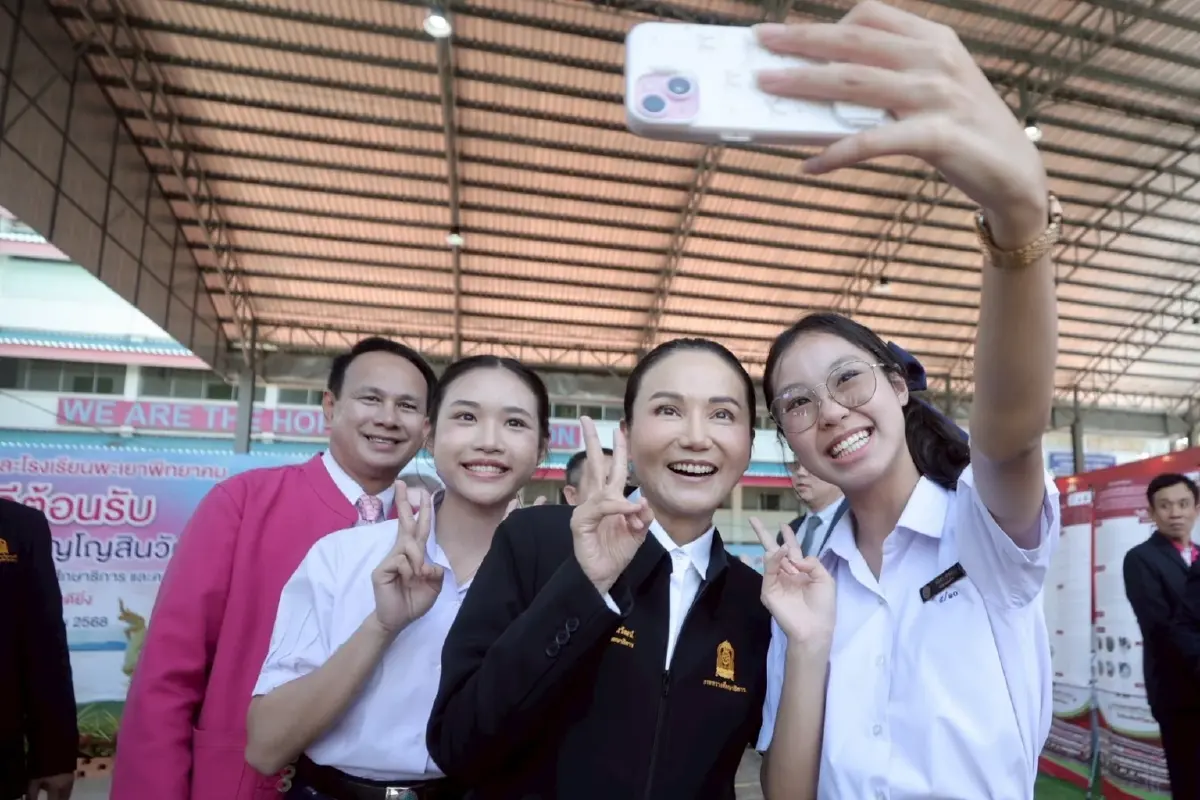 ศธ.ดันปฏิรูปการศึกษา ยกประวัติศาสตร์ หน้าที่พลเมืองเป็นวิชาเอก