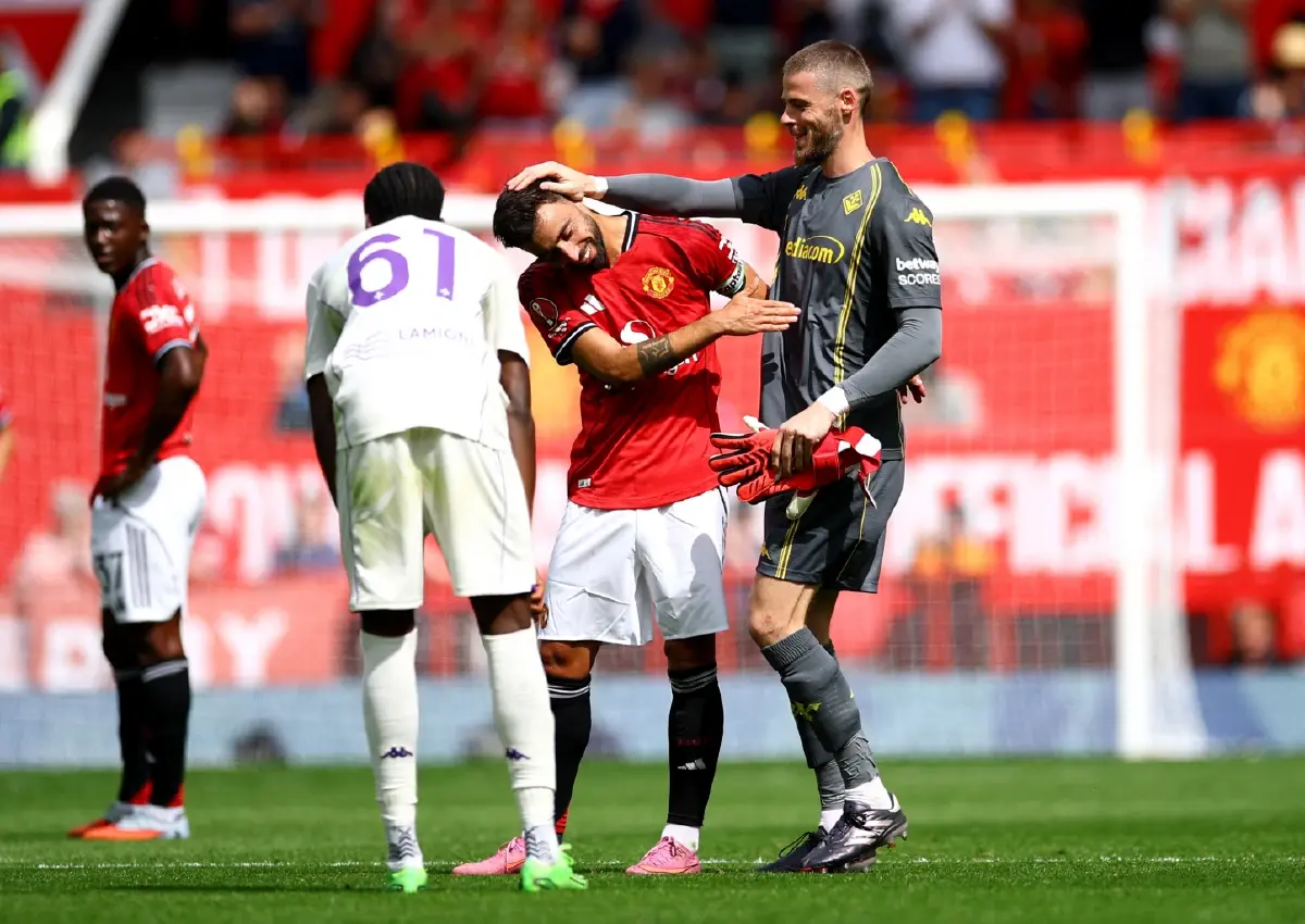 ผลบอลอุ่นเครื่อง แมนฯยู ดวลจุดโทษชนะ ฟิออเรนตินา 5-4 อำลา เด เคอา