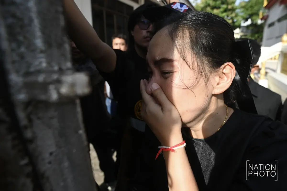 ในหลวง โปรดเกล้าฯพระราชทานเพลิงศพเหยื่อเหตุปะทะชายแดนไทย-กัมพูชา