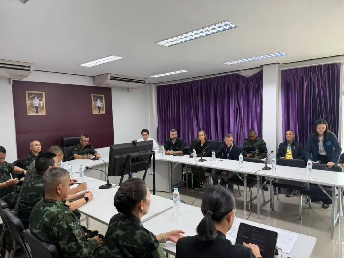 กองทัพบกนำ ICRC เยี่ยมเชลยกัมพูชา ยันไทยยึดหลักมนุษยธรรม