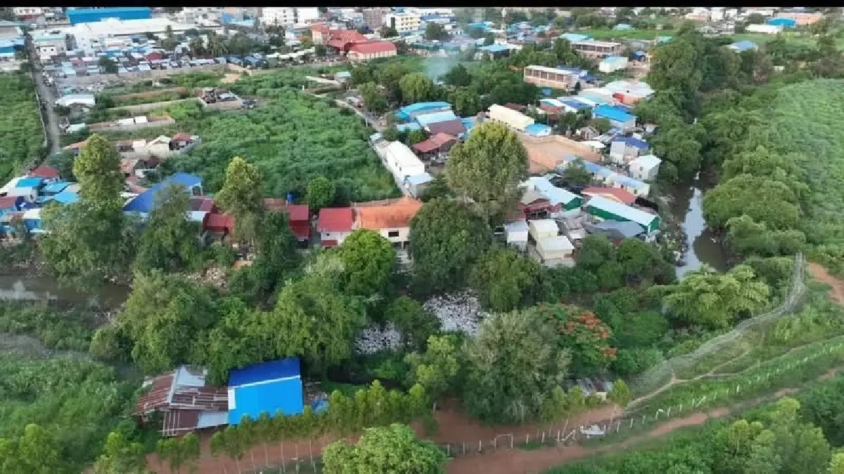 ทหารล้อมรั้วลวดหนาม 9.8 กม. สกัดแก๊งคอลเซ็นเตอร์-แรงงานเถื่อน