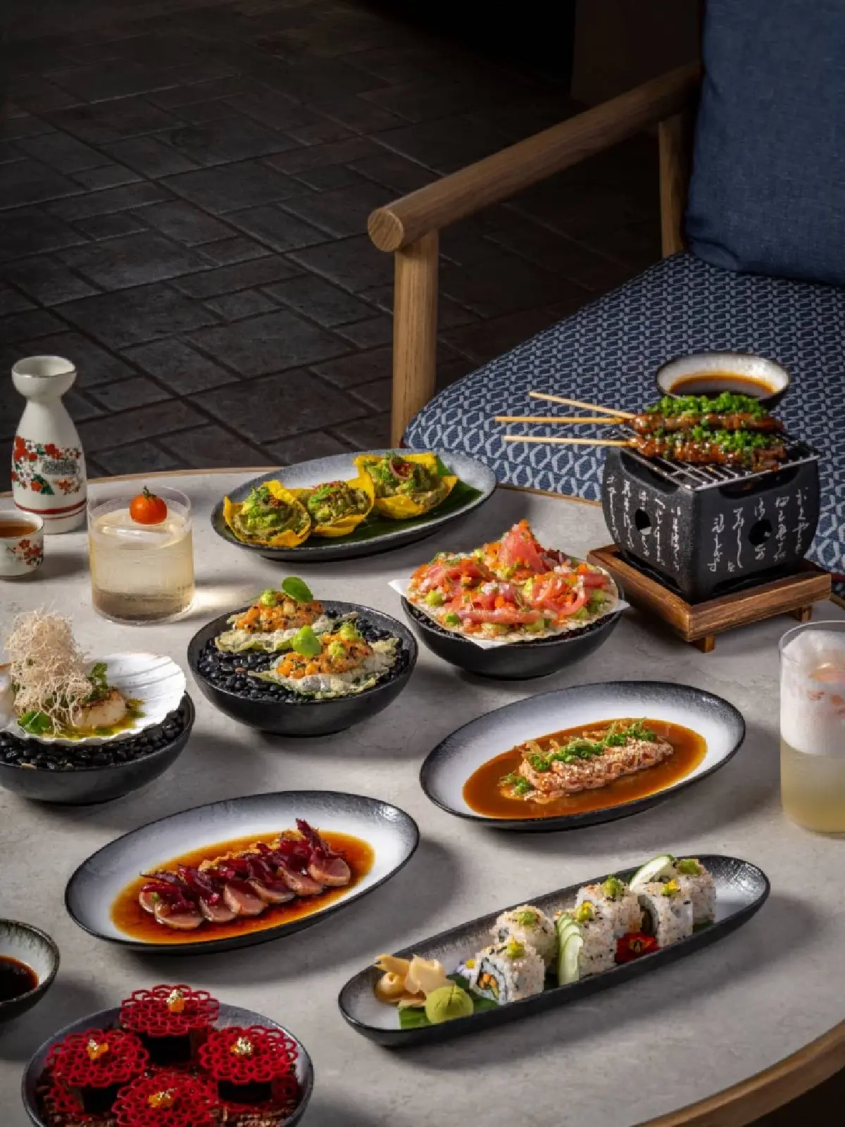 ดื่มด่ำยามเย็นสุดโรแมนติกริมทะเลสุดหรูที่ Zbar เดอะ นาคา ภูเก็ต