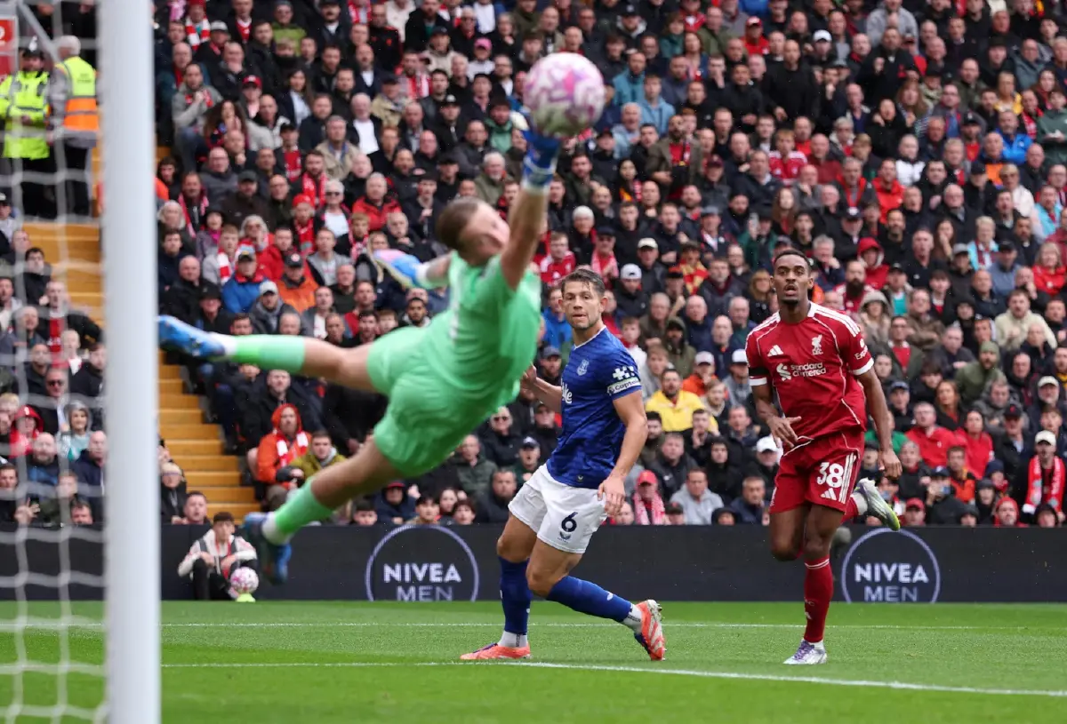 ผลบอลพรีเมียร์ลีก แมนยู 2-1 เชลซี,ลิเวอร์พูล 2-1 เอฟเวอร์ตัน