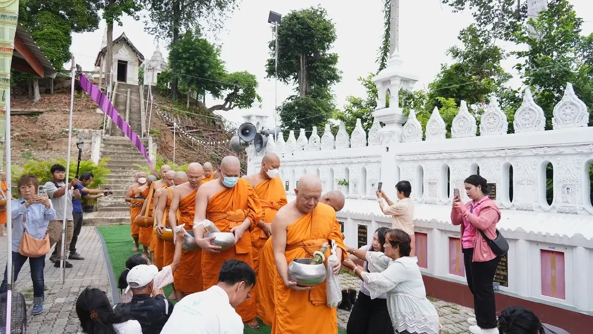 ฟื้นตักบาตรข้าวหลาม สร้างมูลค่าใหม่ วัฒนธรรม "ทวารวดีนครปฐม"