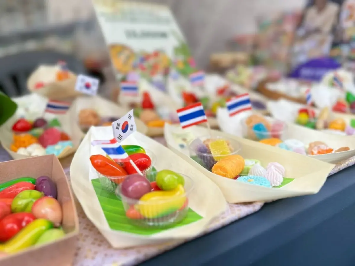 ไอคอนสยามบุกโซล! “สุขสยาม-ไอคอนคราฟต์” โชว์เสน่ห์ไทยสุดปัง