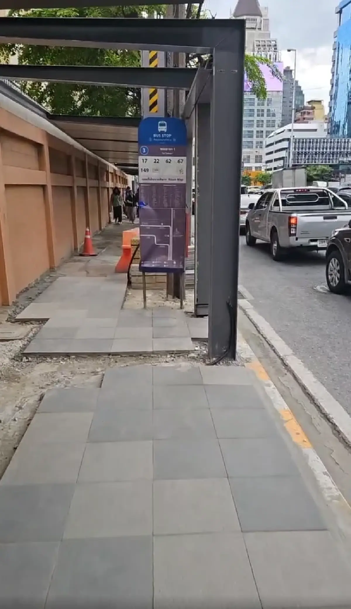 กทม.เปิด Covered Walkway สาทรใต้ เชื่อม 2 สถานี พร้อมใช้ปลายปี 68