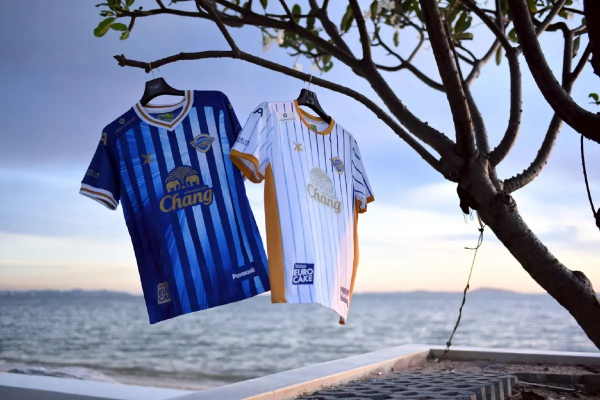 ถ่ายทอดสด ชลบุรี เอฟซี พบ ทรู แบงค็อก ยูไนเต็ด ไทยลีก วันนี้ 13 ก.ย.68