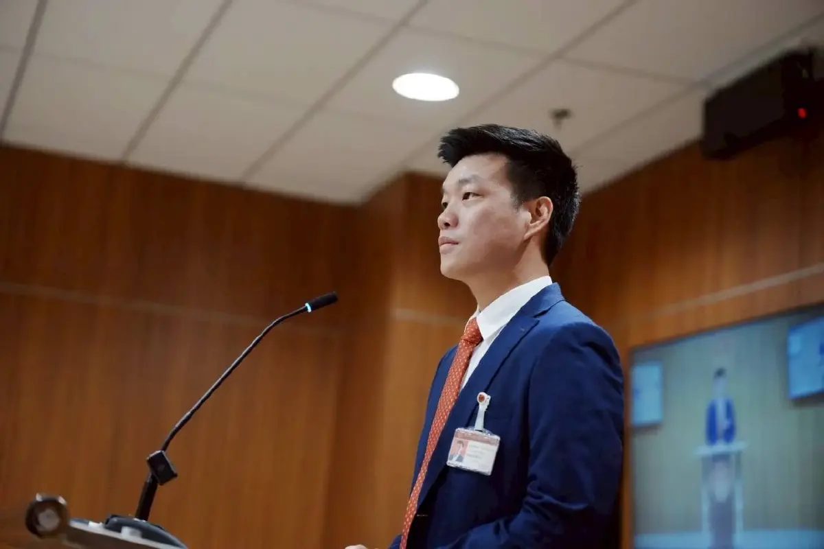 “ณัฐพงษ์” ชี้ "เพื่อไทย" ย้อนแย้ง เสนอแคนดิเดตนายก แต่เดินหน้ายุบสภา