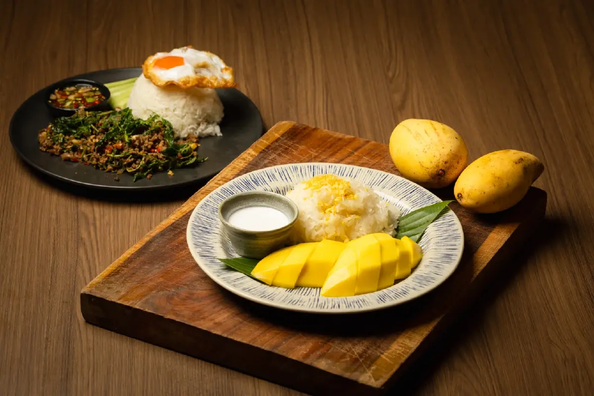 “อร่อย บอนวอย” 10 เมนูพื้นถิ่นต้นตำรับ พาเที่ยวไทยผ่านรสชาติ