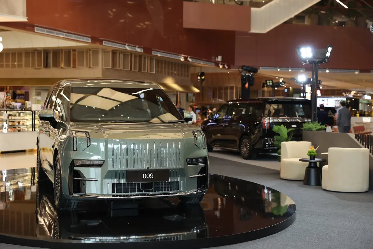 ZEEKR 009 Standard 7-Seater นวัตกรรม Luxury EV MPV เริ่ม 2.39 ลบ.