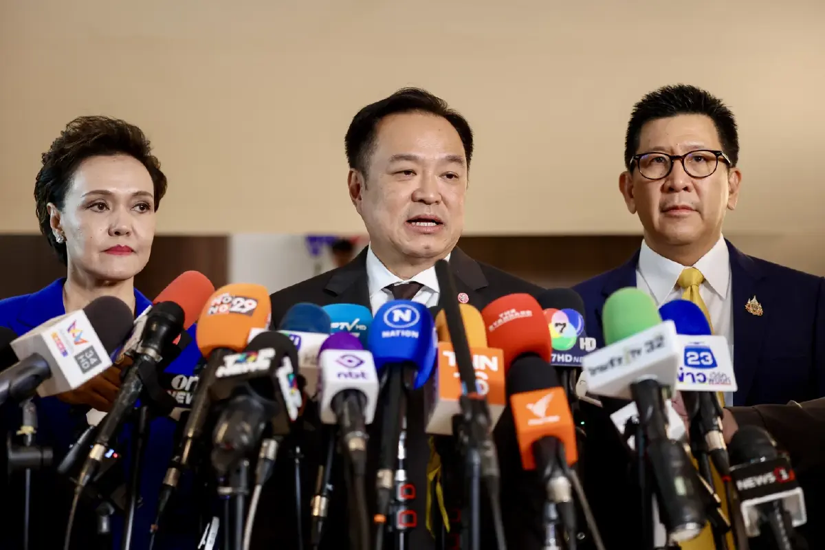 เปิดตัว"ศุภจี" นั่ง รมว.พาณิชย์ "อนุทิน" ย้ำเดินหน้าแผนเศรษฐกิจ