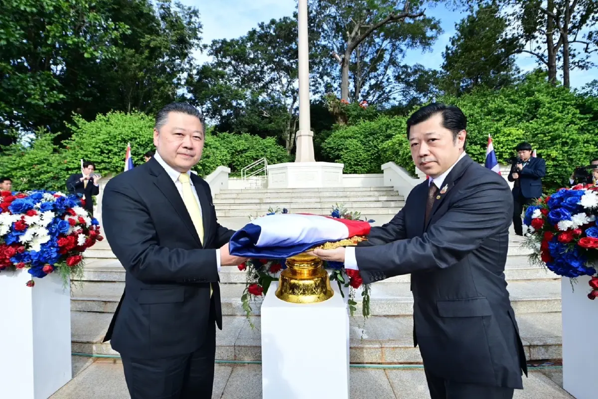 ซีพีจัดยิ่งใหญ่ น้อมรำลึก “วันพระราชทานธงชาติไทย” ย้ำความจงรักภักดี