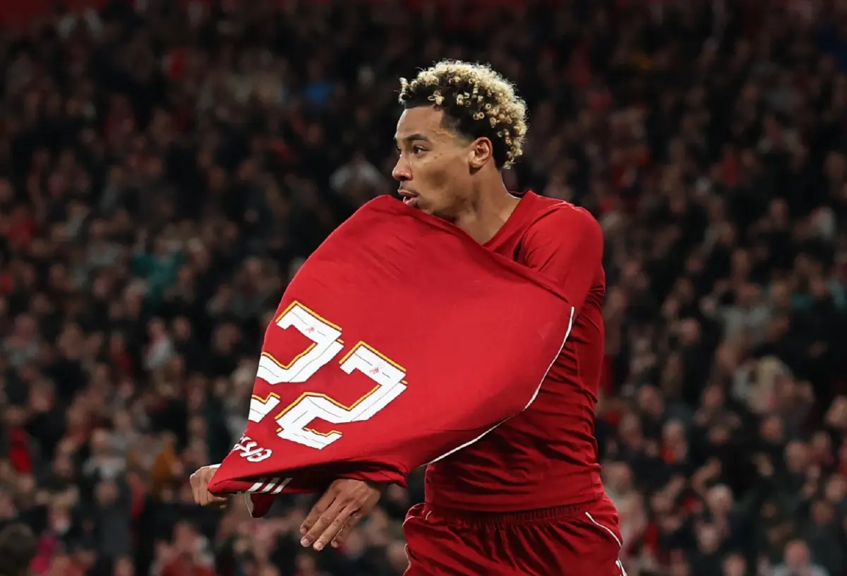 ผลบอลคาราบาว คัพ ลิเวอร์พูล 10 คน เฉือนชนะ เซาธ์แฮมป์ตัน 2-1