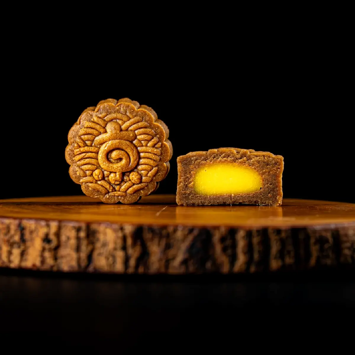 ไอคอนสยามจัดขนมไหว้พระจันทร์หลากรส เสริมสิริมงคลเทศกาล