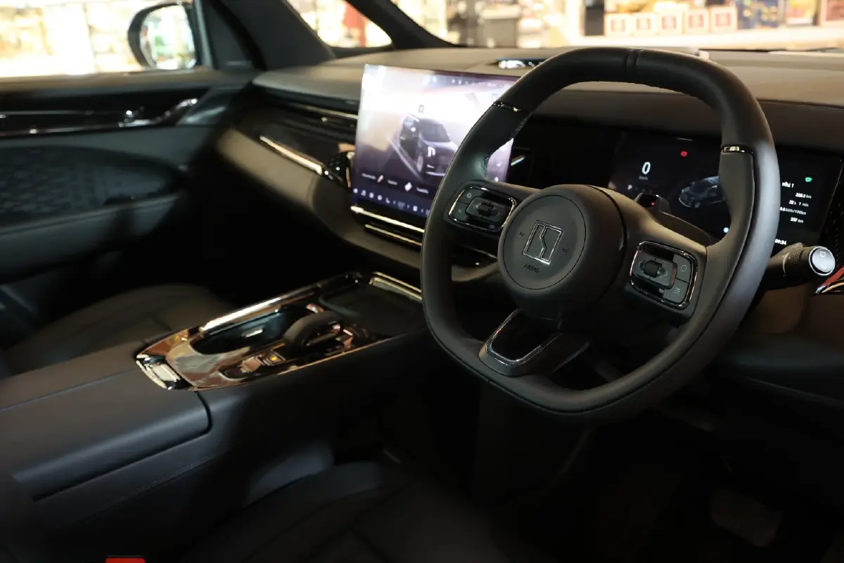 ZEEKR 009 Standard 7-Seater นวัตกรรม Luxury EV MPV เริ่ม 2.39 ลบ.