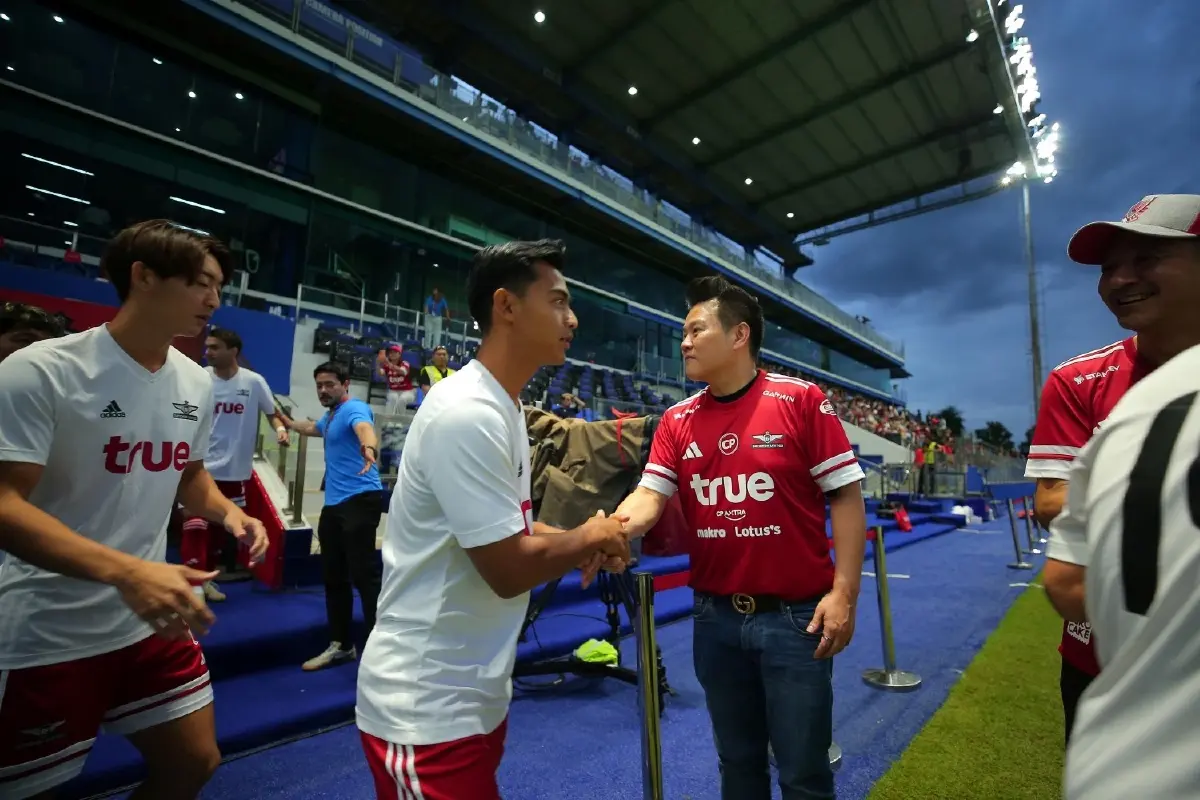 ทรูร่วมเชียร์บิ๊กแมตช์! แข้งเทพเปิดทรู บีจี สเตเดี้ยม ชนบุรีรัมย์