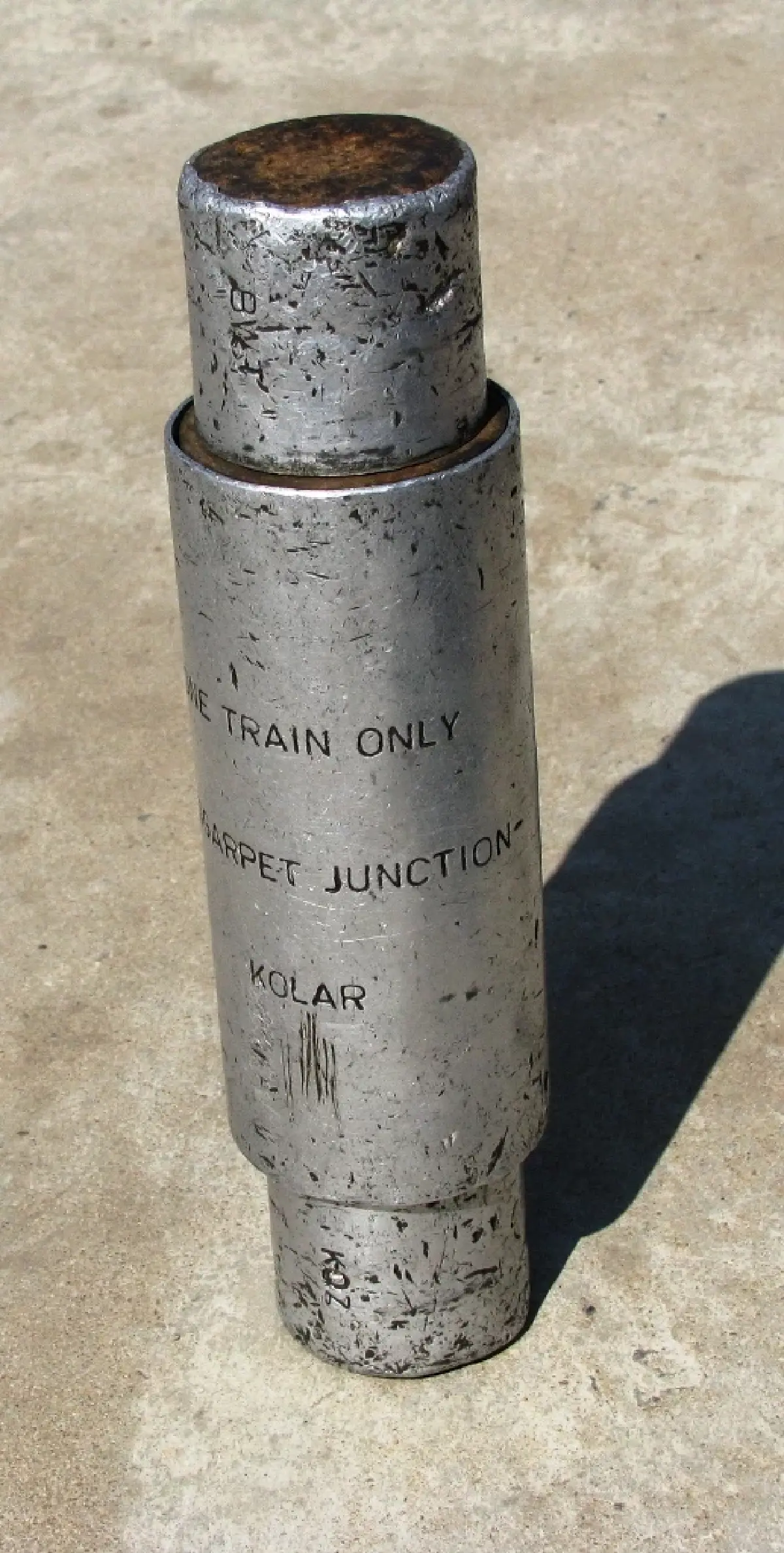 โทเค็นรถไฟหนึ่งขบวนที่ใช้โดย Indian Railways (ภาพ wikipedia)