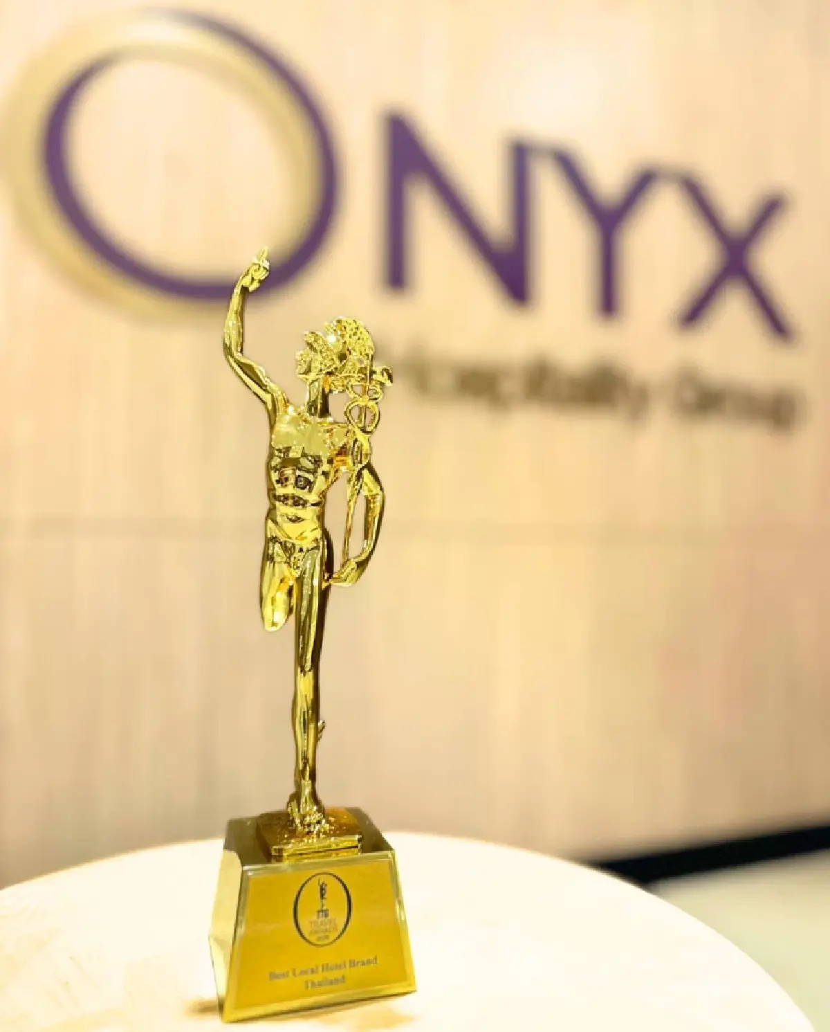 ออนิกซ์ ฮอสพิทาลิตี้ กรุ๊ป รับรางวัล Best Local Hotel Brand Thailand