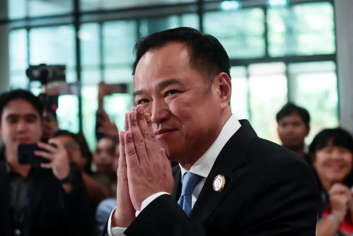 "นายกฯอนุทิน"ย้ำไม่มี VIP สำหรับ "ทักษิณ" ทุกอย่างเดินตามกฎหมาย