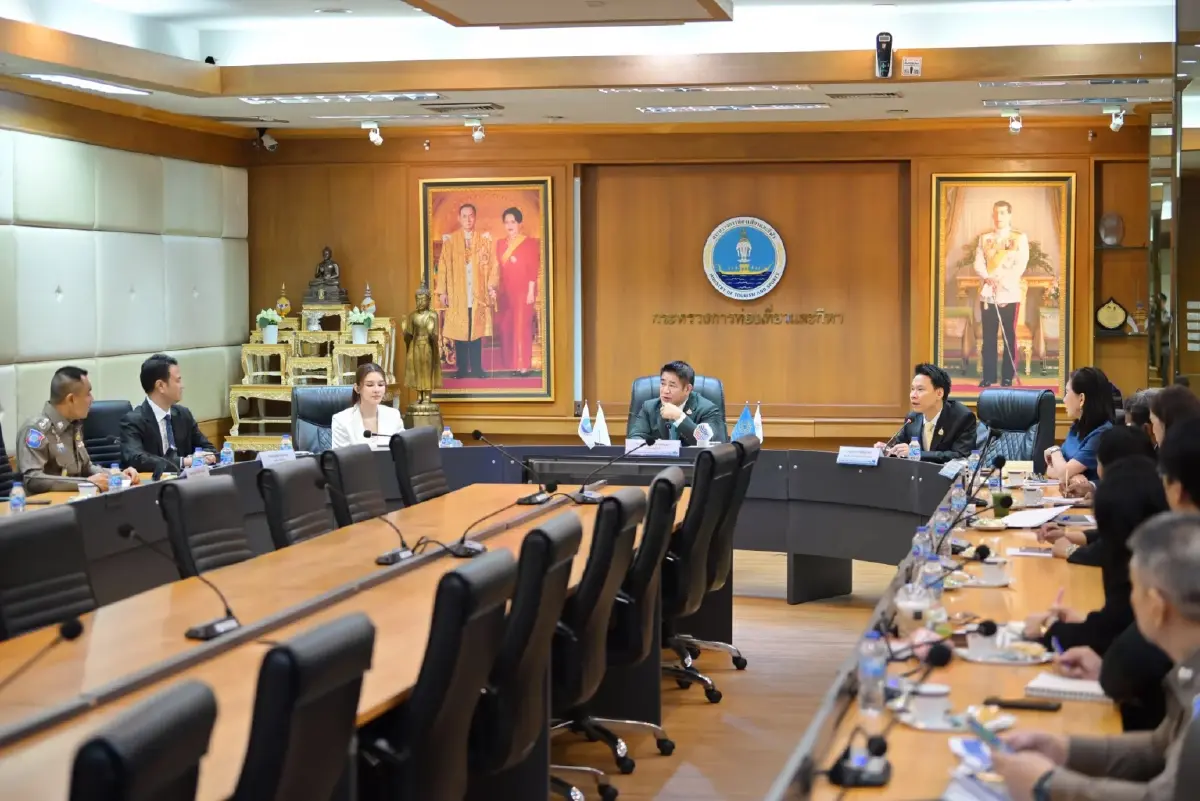 ธรรมนัสตั้งเป้าดึง นทท.จีน 2 ล้านคนใน 4 เดือน ใช้ AI เสริมมั่นใจ